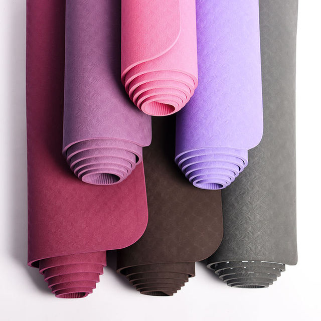 Durable Two-Color TPE Yoga Mat Non-Slip Eco-friendly High Quality Recycled Custom Logo Stretching