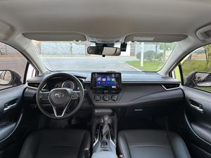 Toyota Corolla: Diseñado para la vida diaria, amado por generaciones. Espacioso, confiable, listo para la carretera que viene. - Product Image 4