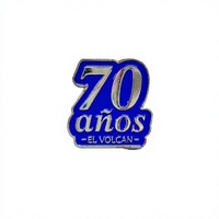 Broche en émail plaqué argent El Volcan 70e Anniversaire, forme irrégulière, lettres en relief, pour événement, objet de collection, cadeau