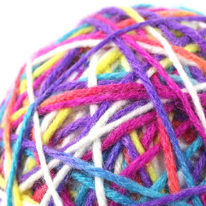 Juguetes Interactivos de Lana para Gatos de 9CM, Pelotas de Juguete Ecológicas con Diseño Animado para Jugar, MOQ 10 Piezas - Product Image 5