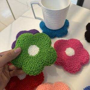 Fabricante gran oferta productos hechos a mano lindo patrón de flores punzón aguja posavasos artesanía taza alfombra para regalos promocionales - Product Image 3