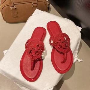 Sandali infradito da spiaggia estivi da <span class=keywords><strong>donna</strong></span> <span class=keywords><strong>scarpe</strong></span> morbide da esterno firmate aperte da <span class=keywords><strong>donna</strong></span> <span class=keywords><strong>scarpe</strong></span> comode alla moda pantofole - Product Image 4