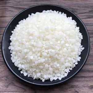 Cire de soja pure à point de fusion élevé et bas – Matériau écologique en gros pour la fabrication de bougies de Noël et de fêtes, idéal pour les projets DIY parfumés - Product Image 1