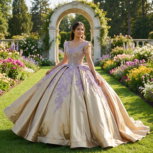 Vestido de Baile Brillante para Quinceañera con Encaje, Apliques de Cristal y Cuentas hasta el Suelo para Fiesta de Dulces 16 con Sujetador Incorporado LSMC65 - Product Image 1