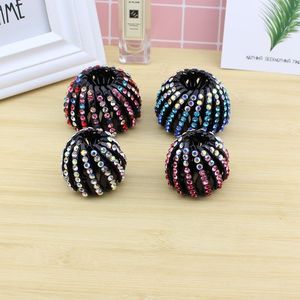 Korean Style Rhinestone Hair <b>Clips</b> Black Plastic Gripper Hair Accessories For Daily Use <b>Spring</b> 2021 Yiwu Origin - Product Image 1