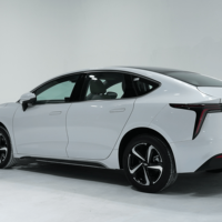 ELIGHT RHD EV Auto Batterie LFP haute capacité Véhicule électrique Accélération rapide Performance Véhicules électriques chinois 501KM