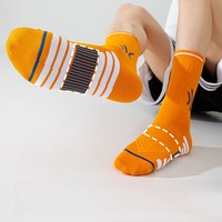 Chaussettes de sport pour hommes en coton anti-odeur respirantes pour basketball et badminton, logo personnalisé, vente en gros, usine OEM, faible MOQ