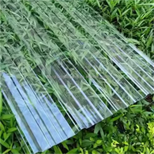 Panneaux de toiture en <span class=keywords><strong>polycarbonate</strong></span> transparent UV à prix d'usine / Plaques en PC rigide transparent ondulé - Product Image 1