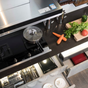 NICOCABINET Armoire de <span class=keywords><strong>cuisine</strong></span> design moderne et simple à haute brillance Unité de <span class=keywords><strong>cuisine</strong></span> pour appartement Petit placard de <span class=keywords><strong>cuisine</strong></span> avec automatique - Product Image 1