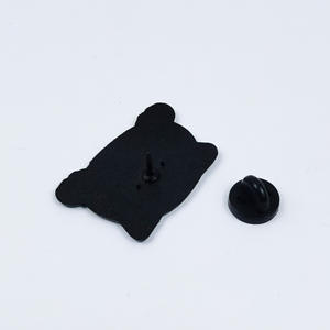 Animaux mignons noir blanc couleur créateur de mode Anime émail dessin animé chat broche broches revers broches Badges pour femmes enfants - Product Image 2