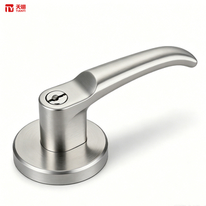 Poignée de porte courbée ergonomique moderne TIANYI en acier inoxydable brossé avec rosette ronde, serrure de porte d'entrée intérieure avec clés - Product Image 1