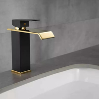 Robinet de salle de bain carré en acier inoxydable moderne robinet de lavabo cascade noyau de vanne en céramique mélangeur chaud froid robinet de grue sans contact
