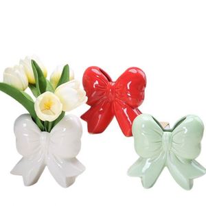 Jarrón de Cerámica Art Deco con Lazo Hecho a Mano, Soporte para Arreglos Florales Secos de Estilo Europeo y Elegante Decoración de Escritorio para Interiores, Regalo - Product Image 1