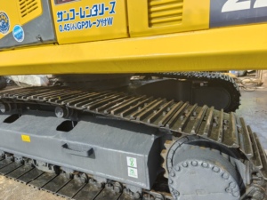 Excavatrice sur chenilles Komatsu PC200 PC220-8 d'occasion à haut rendement et bas prix pour la construction - Product Image 5