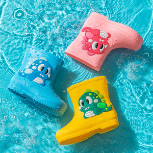 Botas de lluvia antideslizantes impermeables para acampar para niños de 2 a 6 años, zapatos de goma para niños pequeños, chanclos de dibujos animados - Product Image 2