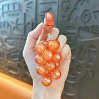 Porte-clés en acrylique avec breloque grappe de raisins à paillettes et perles, pour sac et clés de voiture, vente en gros