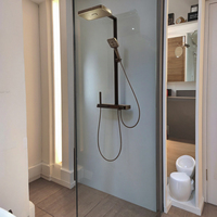 Ensemble de robinet de salle de bain thermostatique à affichage numérique de luxe système de douche à effet pluie en laiton chromé en céramique pour hôtel maison