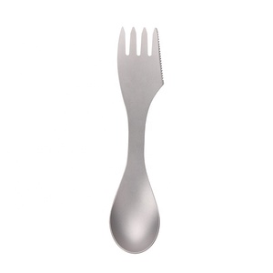 Camping <span class=keywords><strong>en</strong></span> plein air Pique-nique Accessoires Pur Titane Léger Spork Cuillère Fourchette Couteau Camping <span class=keywords><strong>Couverts</strong></span> Portable <span class=keywords><strong>3</strong></span> <span class=keywords><strong>en</strong></span> <span class=keywords><strong>1</strong></span> Spork - Product Image 4