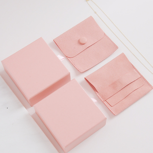 กล่องใส่เครื่องประดับแบบลิ้นชักทำจากกระดาษแข็งแบบกำหนดเอง พร้อมถุงไมโครไฟเบอร์สำหรับใส่ต่างหู สร้อยคอ กล่องเครื่องประดับแบบเลื่อนรักษ์โลกพร้อมถุงกำมะหยี่ - Product Image 1