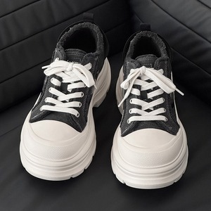 Zapatos Casuales Ligeros con Suela Gruesa y Elevada, Estilo 2025, Perfectos para Hombre y Mujer, Transpirables, de Lona, Modernos - Product Image 1