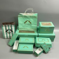 Boîte à biscuits biodégradable à emporter avec fenêtre, boîte à pâtisserie personnalisée, emballage jetable de qualité alimentaire pour beignets avec séparateurs