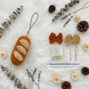 Kit de crochet amigurumi <span class=keywords><strong>VOSAN</strong></span> pour pain baguette mignon, porte-clés fait main, kit de couture DIY, kit de tricot pour débutants, pour les 7 ans et plus, pour les amateurs de loisirs créatifs - Product Image 1