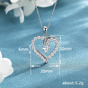 Collana con Ciondolo a Cuore per Donna con Accento in Pietra Gioielli Classici alla Moda - Product Image 5