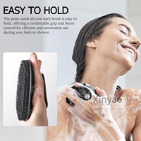 Brosse de douche en silicone souple de qualité alimentaire avec logo personnalisé Brosse à main nettoyante pour la peau douce exfoliante et mousse bien