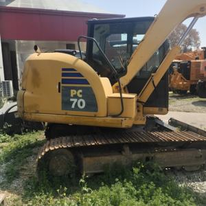Excavatrice sur chenilles Komatsu Pc70 d'occasion de haute qualité à bas prix, d'occasion, importée du Japon, moteur, boîte de vitesses, moteur, 7 tonnes, 48 kW de puissance pour - Product Image 5