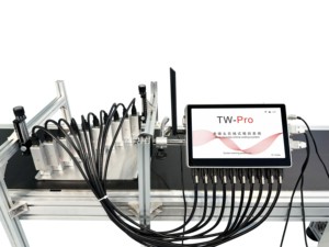 Automatische 10-Zoll-Online-Thermo-Tintenstrahl-Tij-Drucker-Produktionslinie für Flex-und Eimaterial für die Codierung des Rohr verfalls datums - Product Image 5