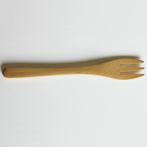 Fourchette à dessert et à fruits en bambou naturel, 16 cm, avec logo personnalisé, design créatif à trois dents, couleur unie - Product Image 4