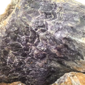 Piedra Preciosa Natural en Bruto de Amatista de Gran Tamaño al por Mayor para Grabado, Reiki, Tallado Navideño y Joyería - Product Image 1