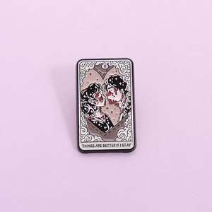Pins Maçônicos de Moda para o Dia dos Namorados em Liga de Zinco com Esmalte e Revestimento de Níquel Preto - Product Image 1