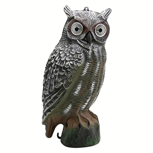 Souris d'attraction solaire pour chasse, modèle hibou, en plastique léger, yeux jaunes, plumes écaillées, durable, pour extérieur, accessoire de dissuasion - Product Image 5