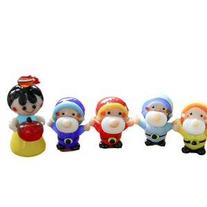 Décorations de bureau créatives et exquises Ornements en verre <span class=keywords><strong>Blanche</strong></span>-<span class=keywords><strong>neige</strong></span> et les sept nains Cartoon Ornements de conte de fées mignons - Product Image 5