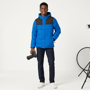 Chaquetas acolchadas de talla grande para hombre al por mayor, estilo callejero con cuello con capucha para uso en invierno y exteriores - Product Image 1