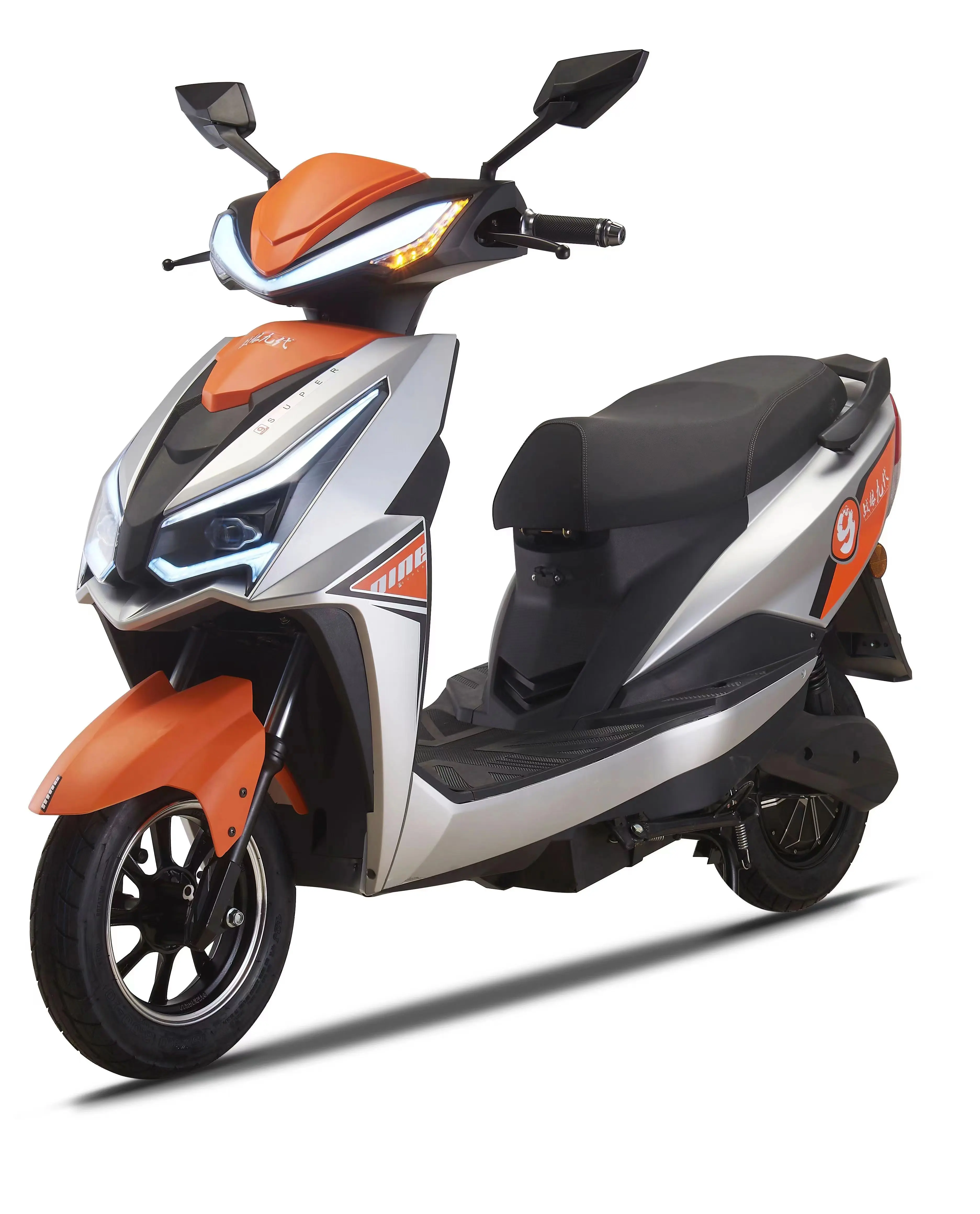 2 tekerlekli 2 koltuk 2000 watt hub motor elektrikli motosiklet scooter bisiklet çin scooter mopedler