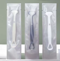 Grattoir à langue réutilisable double face en silicone souple de qualité médicale, écologique et antidérapant, idéal pour les voyages