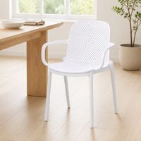 Fauteuil scandinave blanc moulé avec accoudoirs et dossier ouvert en plastique pour coin petit-déjeuner, table de bistrot, salle à manger, maison