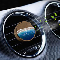 Diffuseur de parfum de luxe personnalisé pour voiture, longue durée, en cuir, avec huiles essentielles, désodorisant de voiture à clipser sur grille d'aération