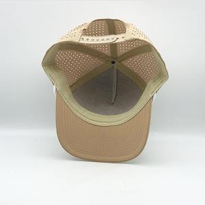 Gorra de Béisbol de Alta Calidad, 100% Poliéster, con Orificios Cortados a Láser, 5 Paneles, Ajustable, Impermeable, para Hombre, con Parche de Goma con Logotipo, para Correr - Product Image 4