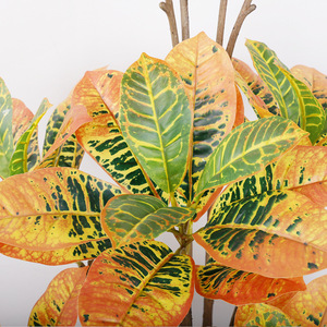 Planta Artificial de Pie con Hojas de Alta Simulación, Decoración Interior, Varios Tamaños - Product Image 3