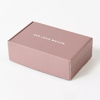 Boîte postale d'emballage de cadeau en carton ondulé de couleur personnalisée avec personnalisation