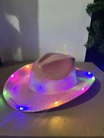 Commercio all'ingrosso della fabbrica LED Light Up paillettes cappello da Cowboy iridescente Space Cowgirl per Mardi Gras bomboniere Costume Cosplay Rapper