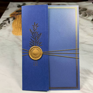 Tarjetas de invitación de boda hechas a mano de alta gama, cera para sellar y sellos - Product Image 5