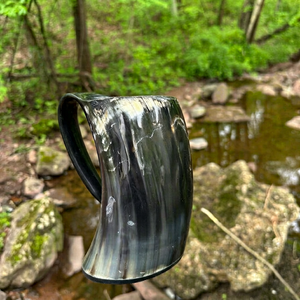 Mug à boire traditionnel en corne de buffle, fait main, en corne naturelle, pour la vente en gros - Product Image 1