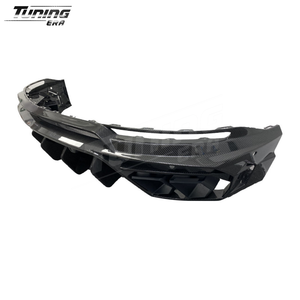 Kit <span class=keywords><strong>Carrosserie</strong></span> M Style en Carbone Sec pour Lamborghini Urus 2018+ : Lame Avant, Diffuseur Arrière, Jupes Latérales, Élargisseurs d'Ailes, Ailerons - Product Image 3