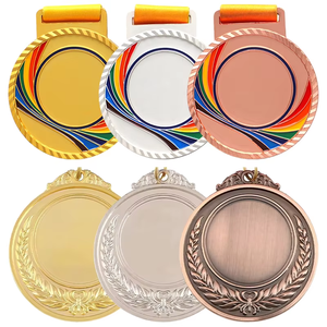 Medaglie di premiazione della gara sportiva in metallo bianco placcato in oro medagliere della maratona 3d europa - Product Image 1