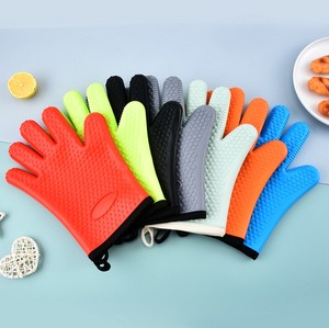 Guantes de silicona antideslizantes personalizados al por mayor, guantes de algodón para protección contra alimentos calientes, protectores de olla resistentes al calor para horno y microondas - Product Image 5