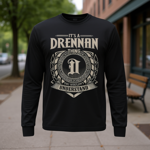 T-Shirt Unisex a Maniche Lunghe Drennan, Girocollo con Stampa Serigrafica, Design Vintage con Nome Stampato, Abbigliamento Promozionale - Product Image 3